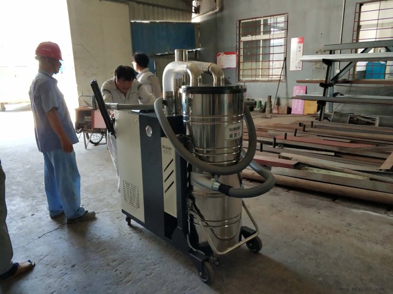 地坪研磨吸尘器:提升工业清洁效率的新利器
